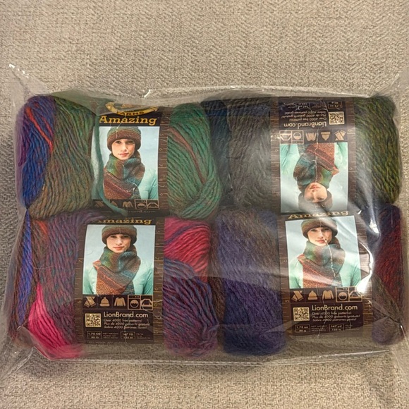 Vintage Lion Brand Variegated Yarn Bundle of 4 - Picture 9 of 9